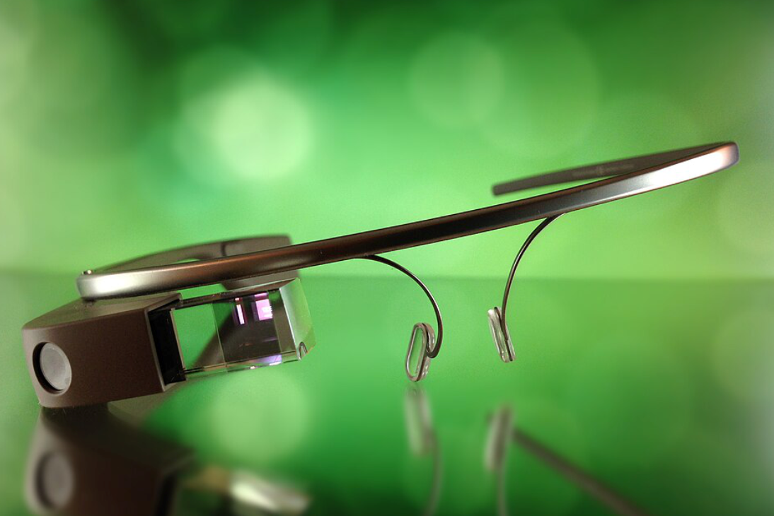 Google’s New Talking Glasses!
